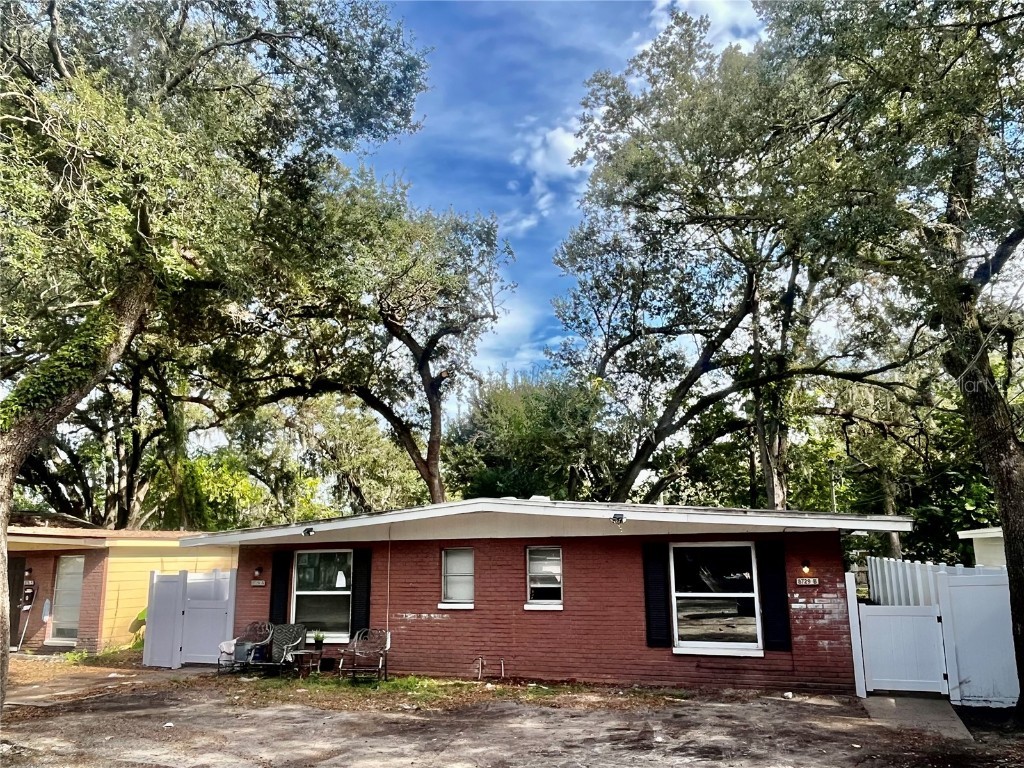 8729 N 48th Street #A & B Tampa FL 33617 T3490191 image1