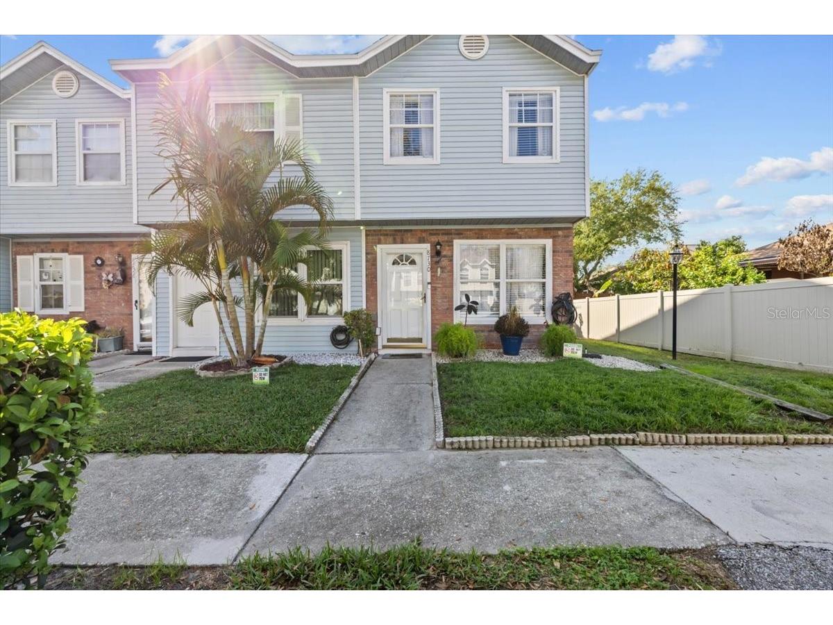 8730 Cobbler Place Tampa FL 33615 TB8486977 image1