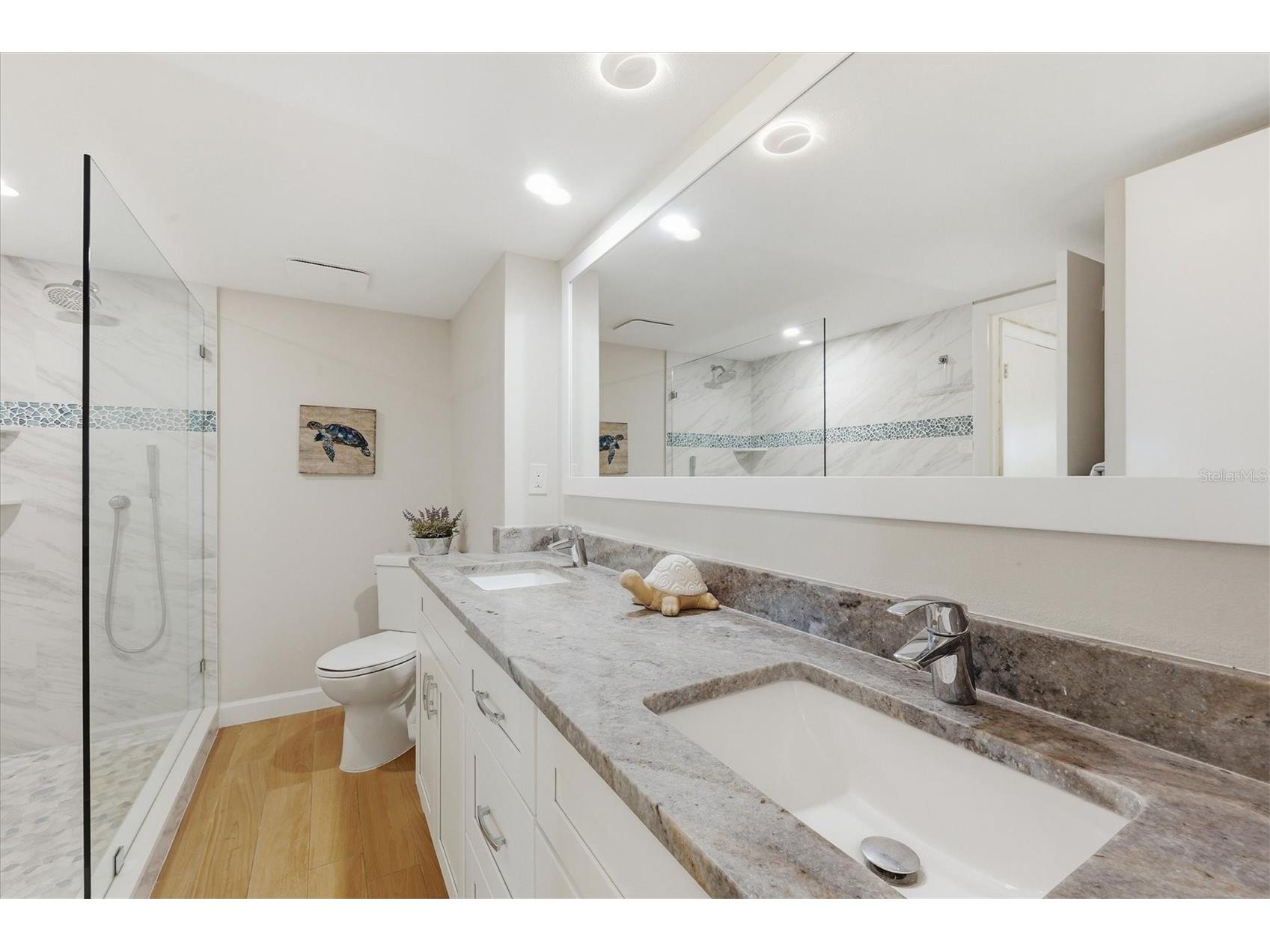 8730 Midnight Pass Road #202A Sarasota FL 34242 A4678906 image16