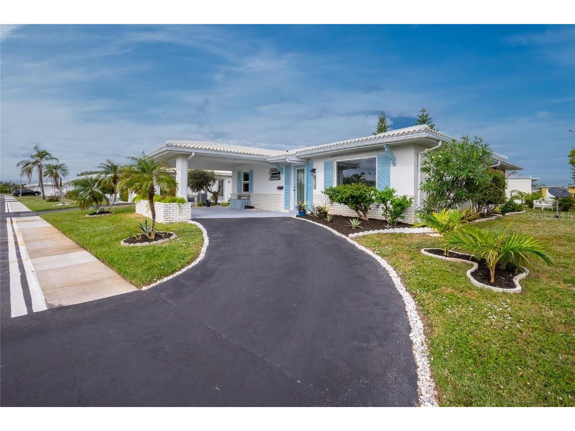 8730 Pickwick Road North Port FL 34287 C7500241 image1