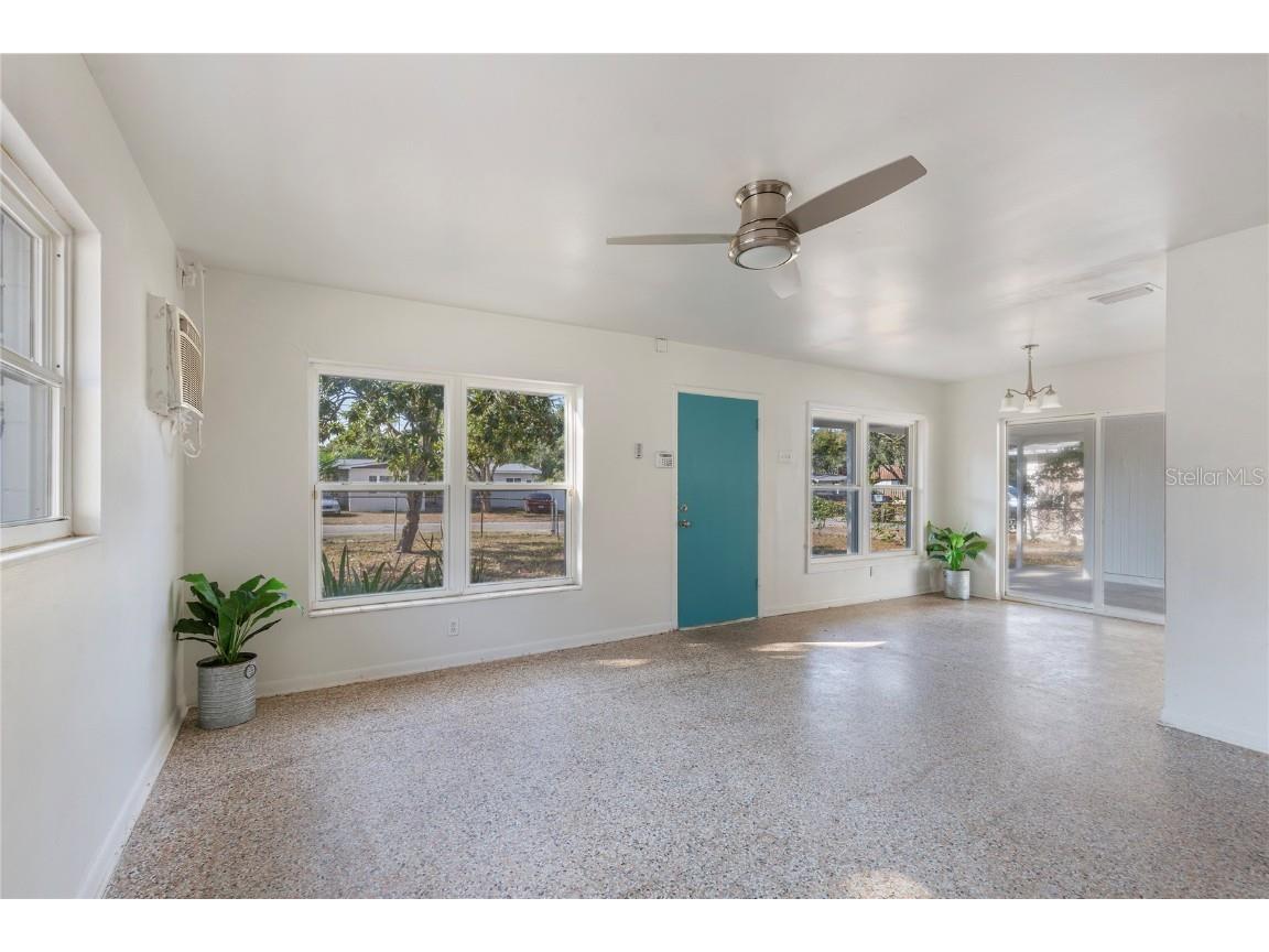 8731 N 27th Street Tampa FL 33604 TB8453994 image6