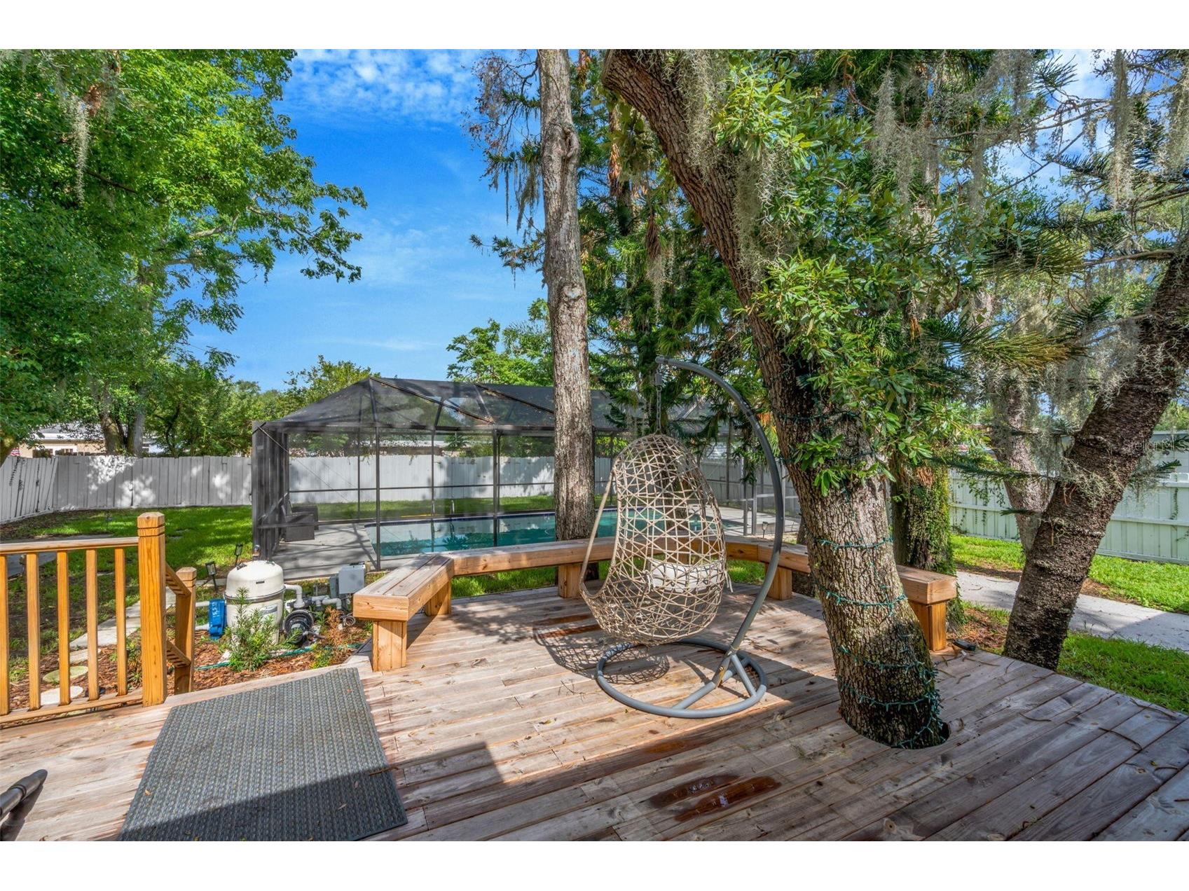8732 Overlook Drive Tampa FL 33617 O6413812 image16