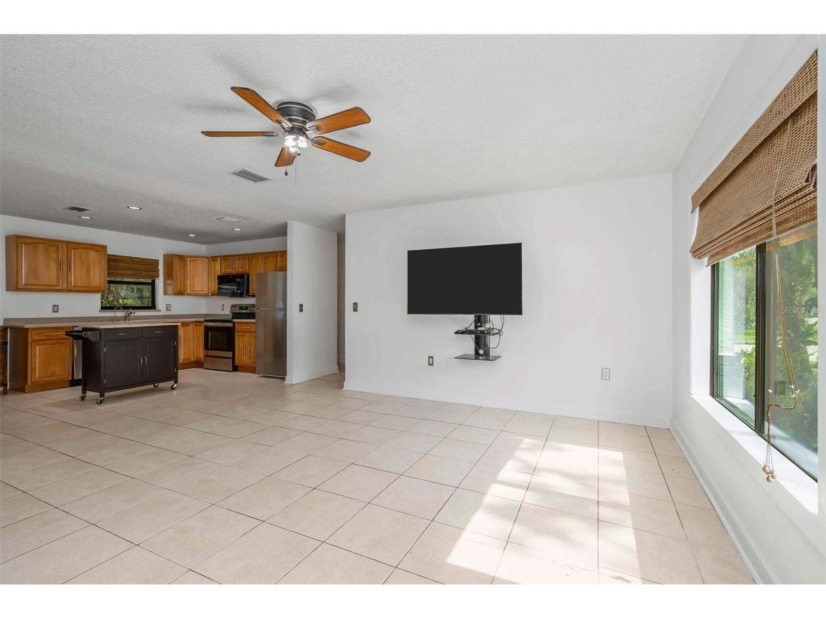 8732 Overlook Drive Tampa FL 33617 O6413812 image18