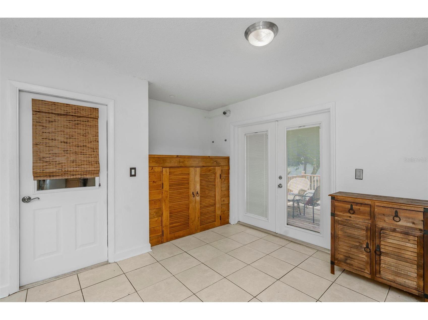 8732 Overlook Drive Tampa FL 33617 O6413812 image22
