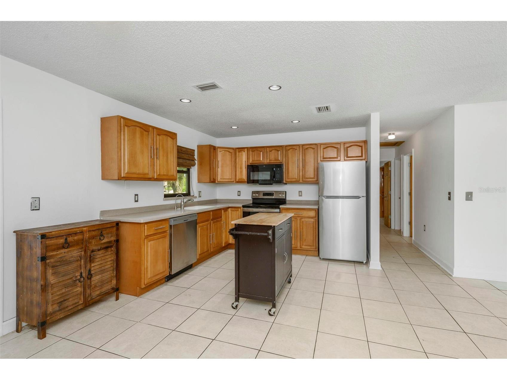 8732 Overlook Drive Tampa FL 33617 O6413812 image23