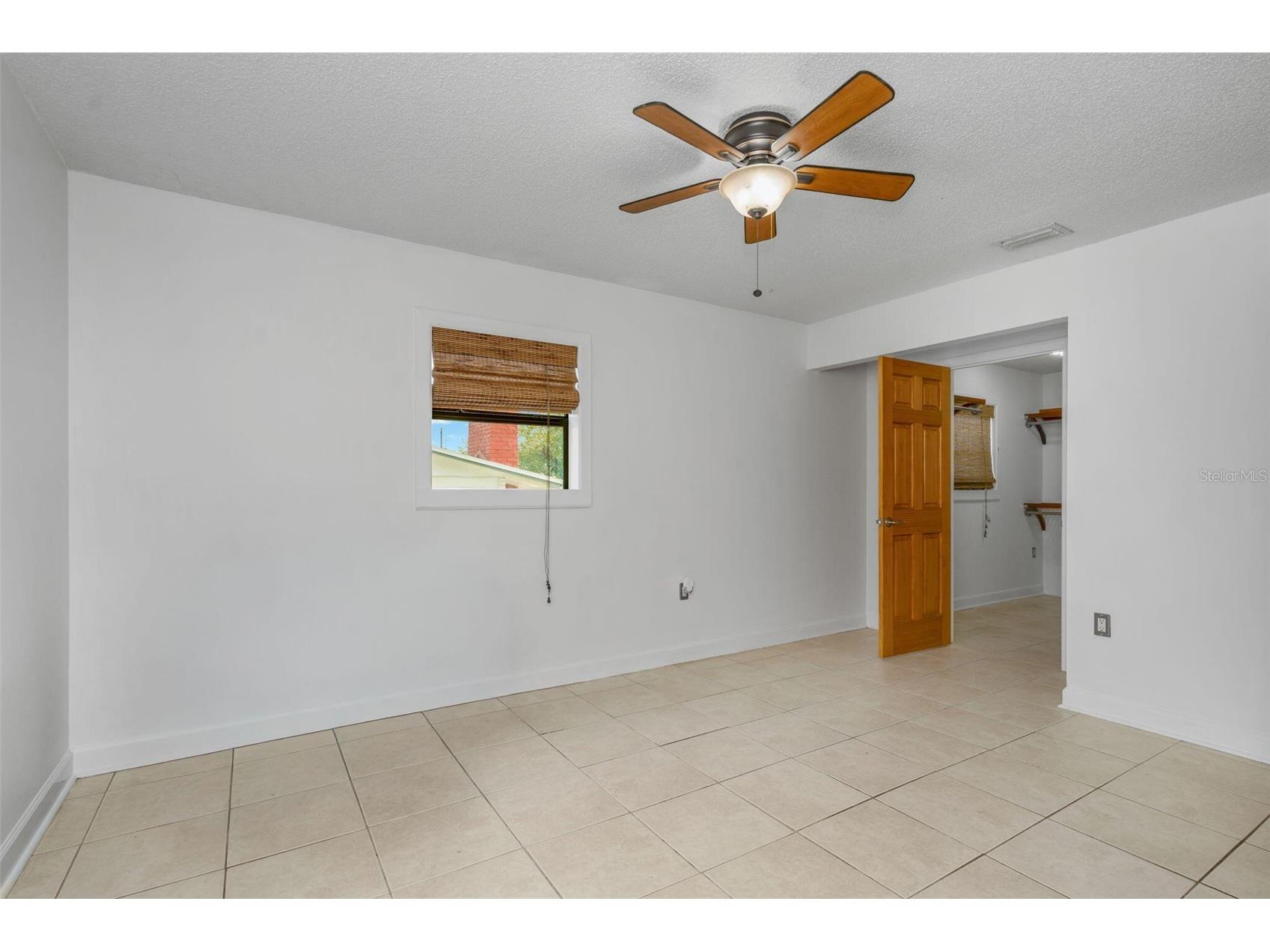 8732 Overlook Drive Tampa FL 33617 O6413812 image31