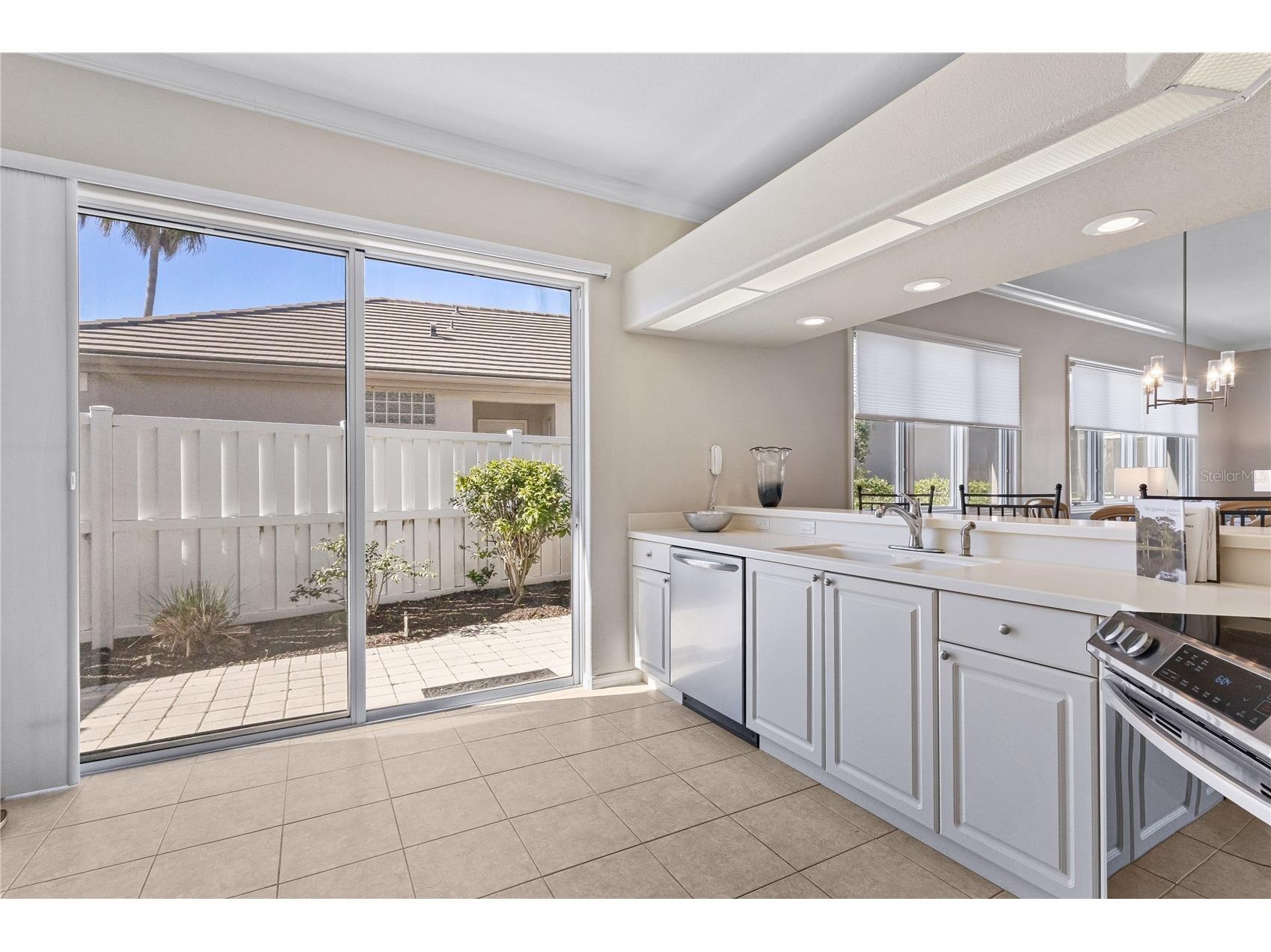 8733 49th Terrace East Bradenton FL 34211 A4680001 image11