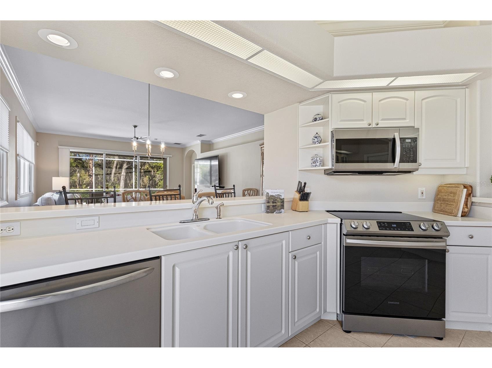 8733 49th Terrace East Bradenton FL 34211 A4680001 image12