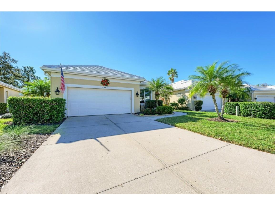 8734 52nd Drive E Bradenton FL 34211 A4556009 image1