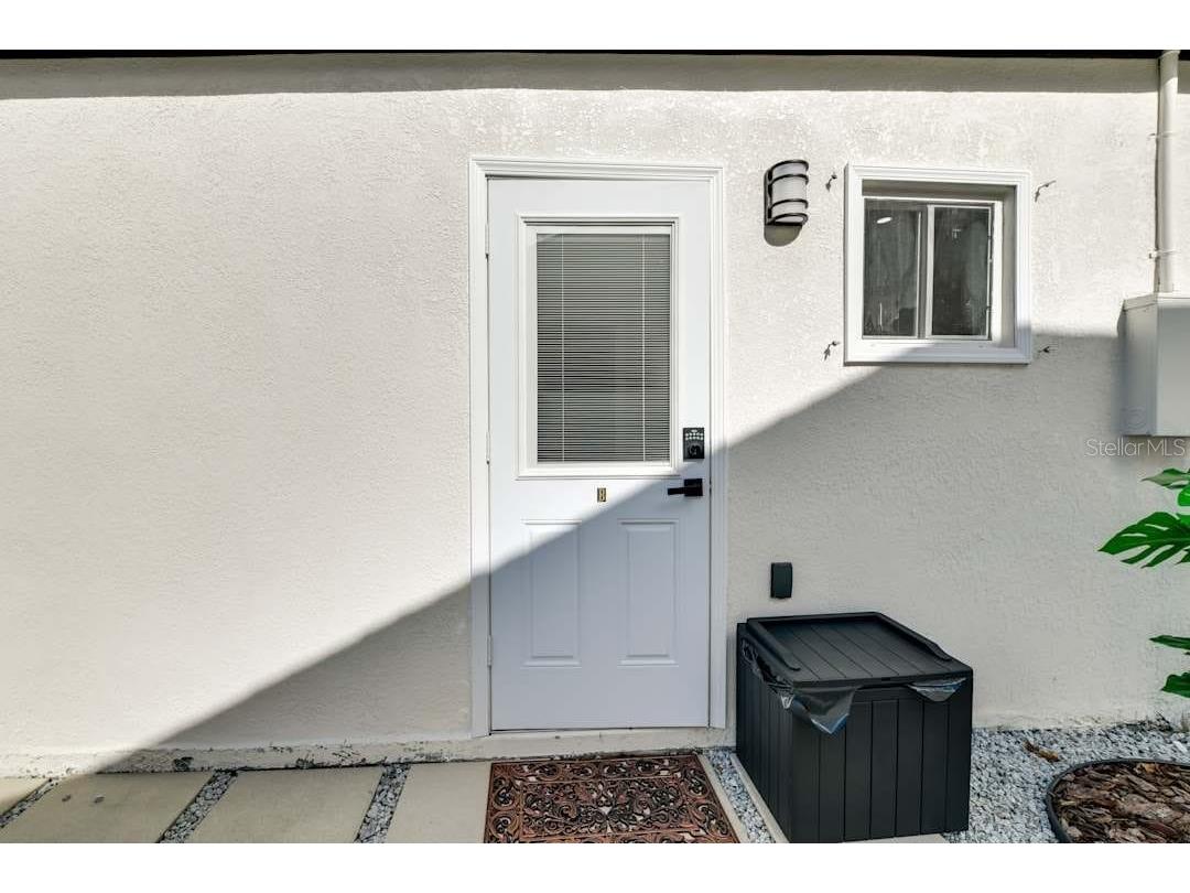 8734 Osage Drive Tampa FL 33634 TB8442575 image16