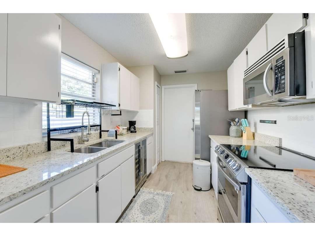 8734 Osage Drive Tampa FL 33634 TB8442575 image36