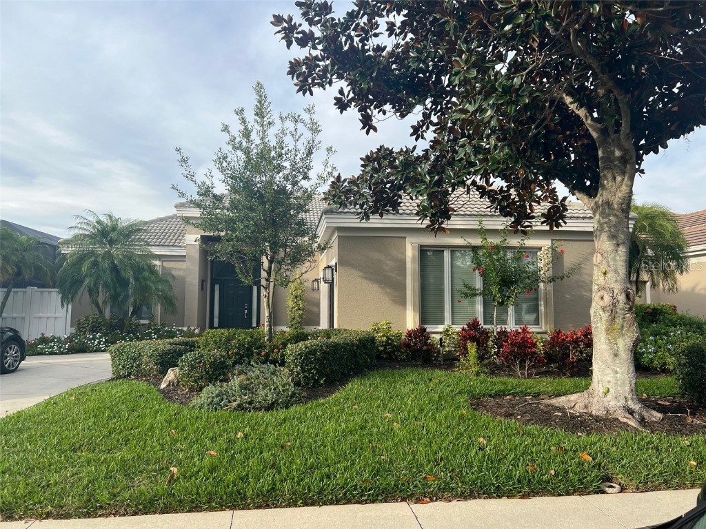 8735 52nd Avenue E Bradenton FL 34211 J970048 image1