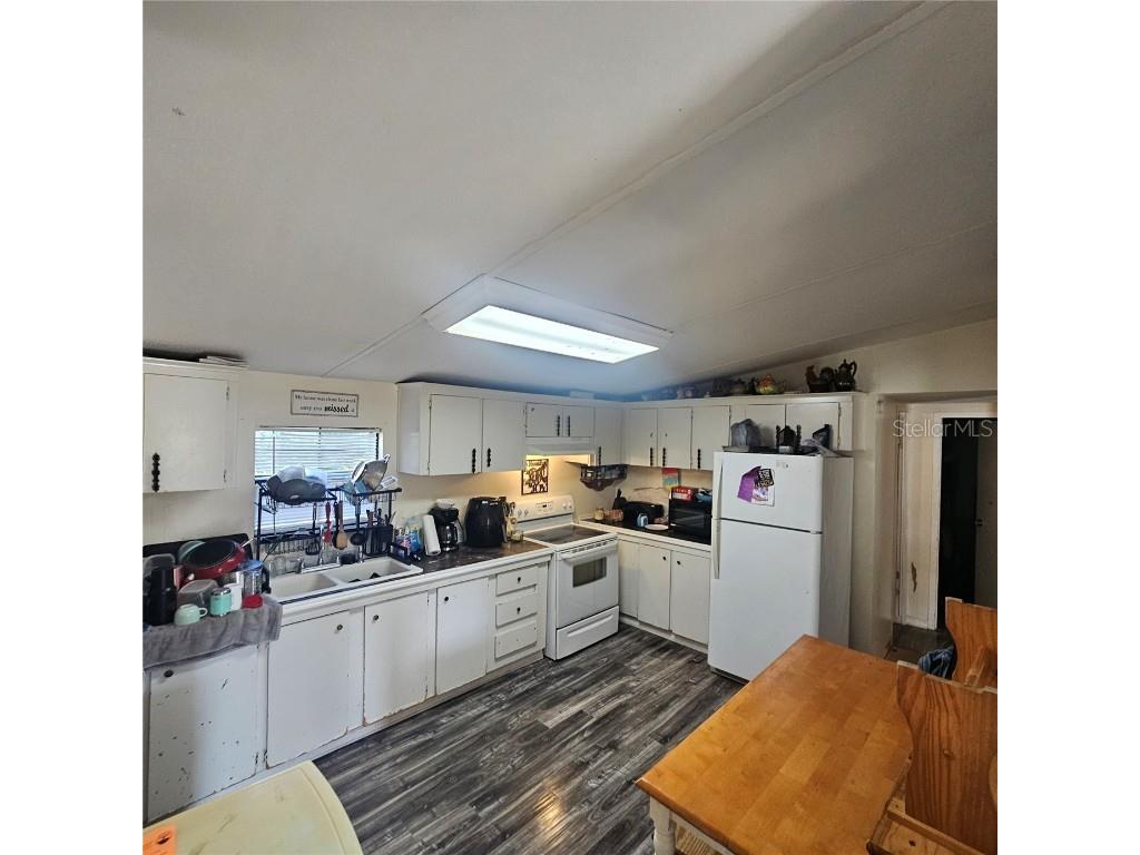 8735 Cr 631a Bushnell FL 33513 OM712422 image17