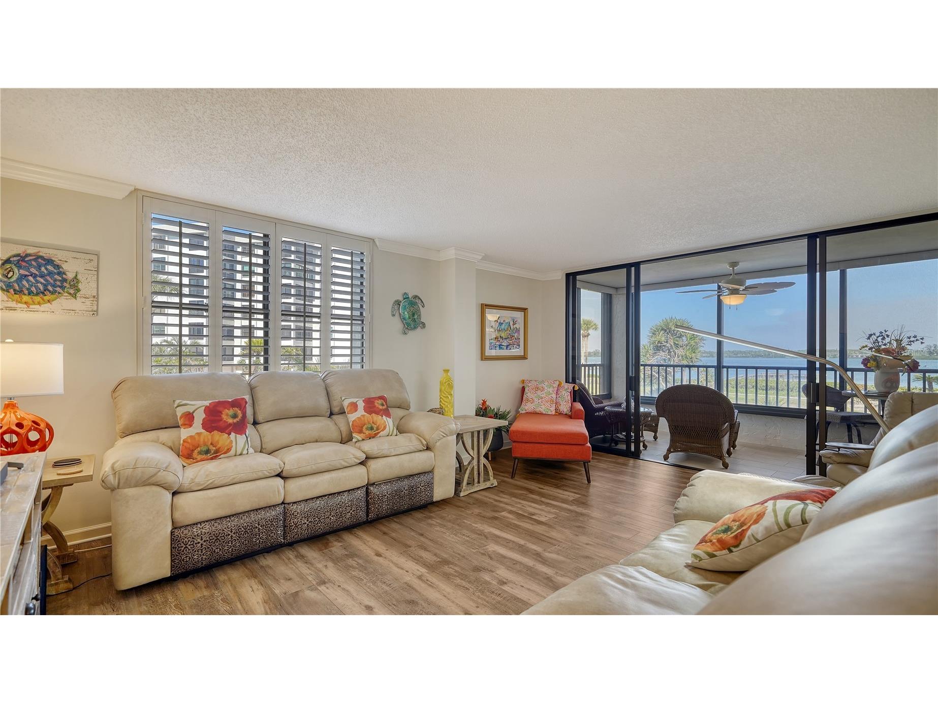 8735 Midnight Pass Road #105B Sarasota FL 34242 A4684402 image10