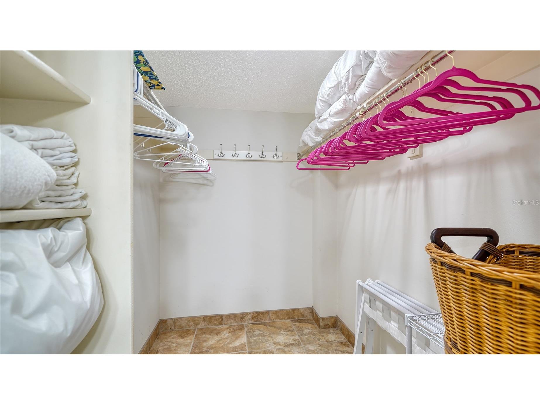 8735 Midnight Pass Road #105B Sarasota FL 34242 A4684402 image26