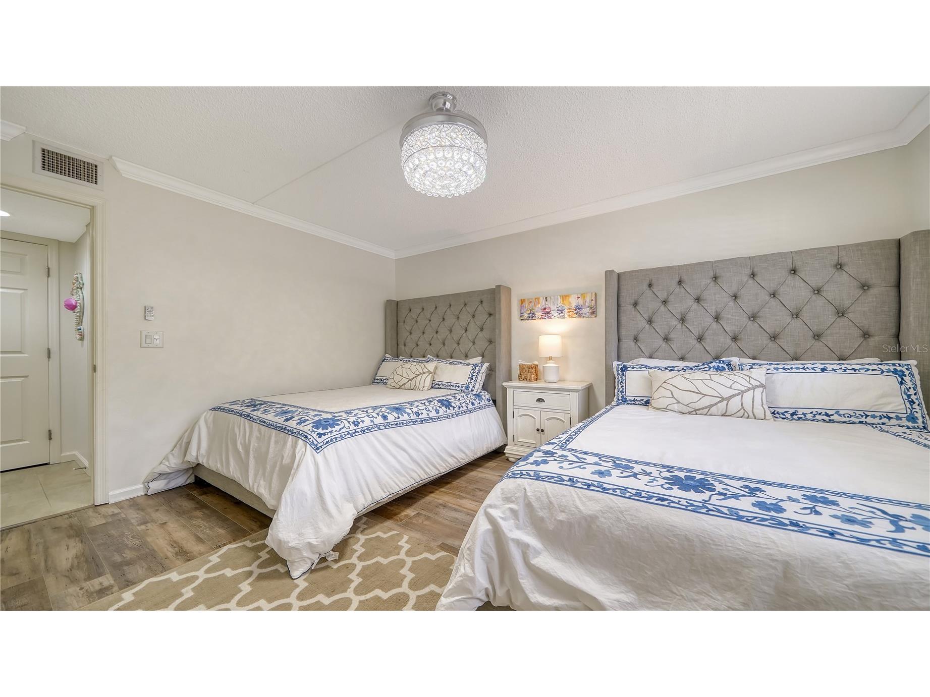 8735 Midnight Pass Road #105B Sarasota FL 34242 A4684402 image28