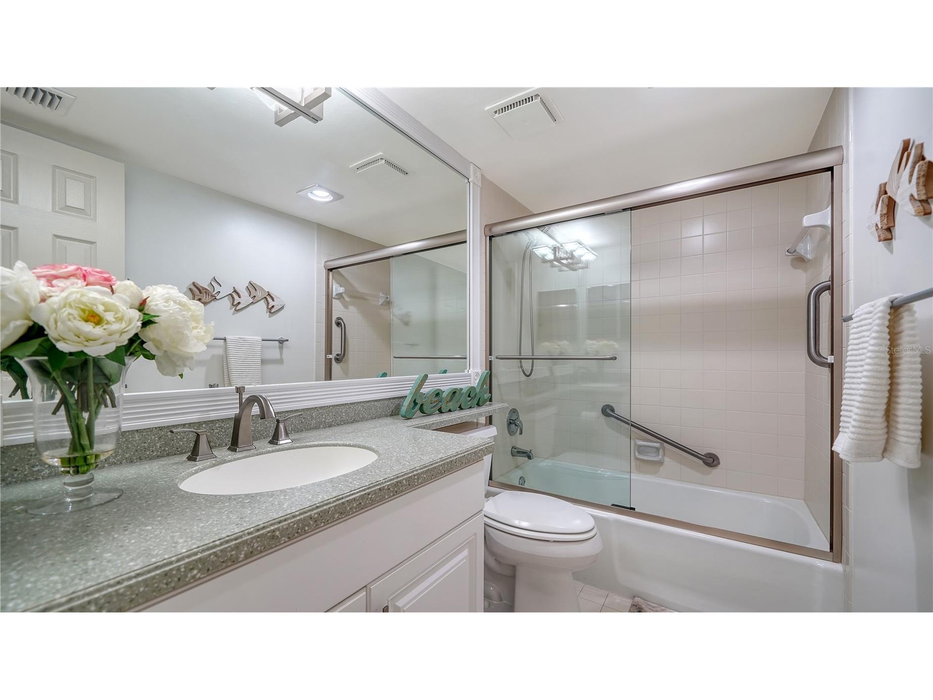8735 Midnight Pass Road #105B Sarasota FL 34242 A4684402 image30