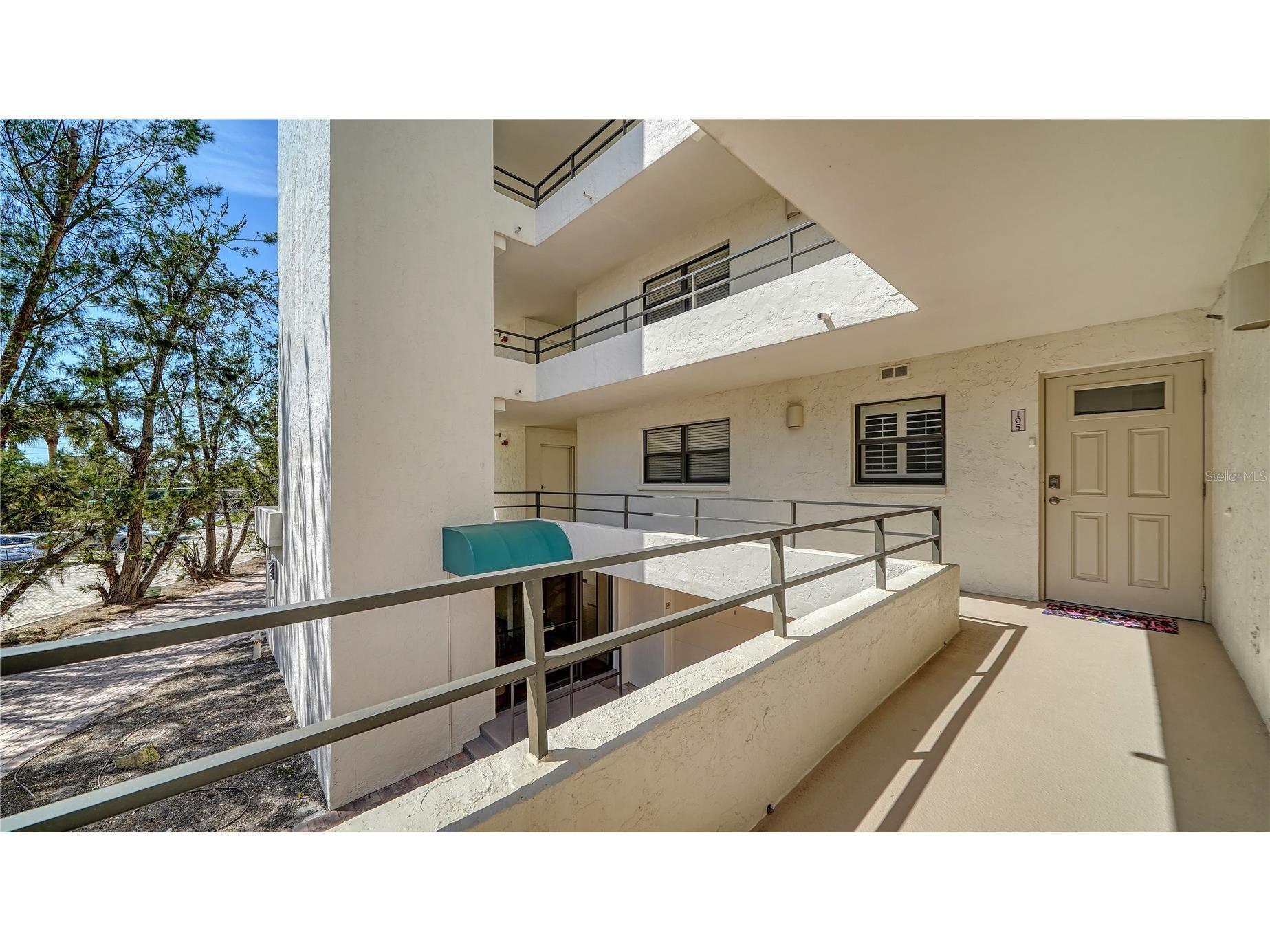 8735 Midnight Pass Road #105B Sarasota FL 34242 A4684402 image4