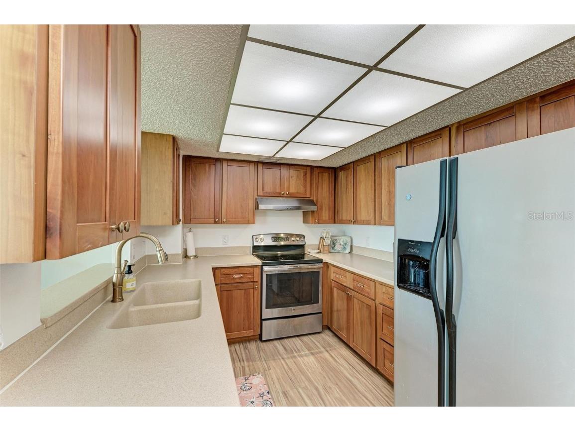 8735 Midnight Pass Road #107B Sarasota FL 34242 A4619765 image11