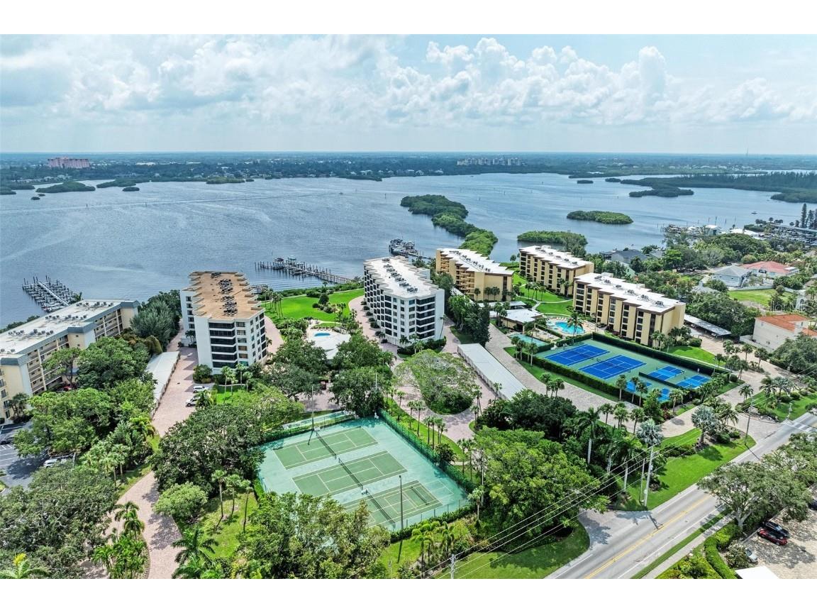 8735 Midnight Pass Road #107B Sarasota FL 34242 A4619765 image3