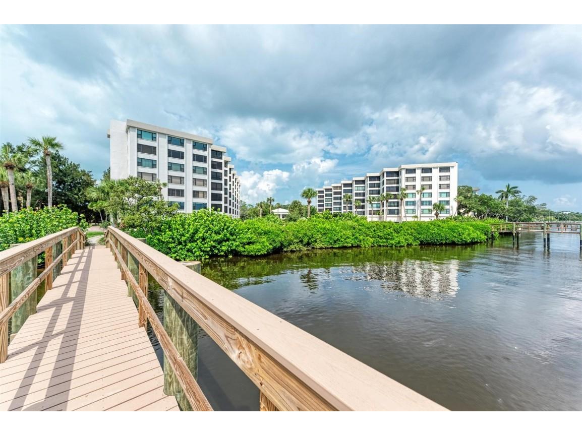 8735 Midnight Pass Road #107B Sarasota FL 34242 A4619765 image42
