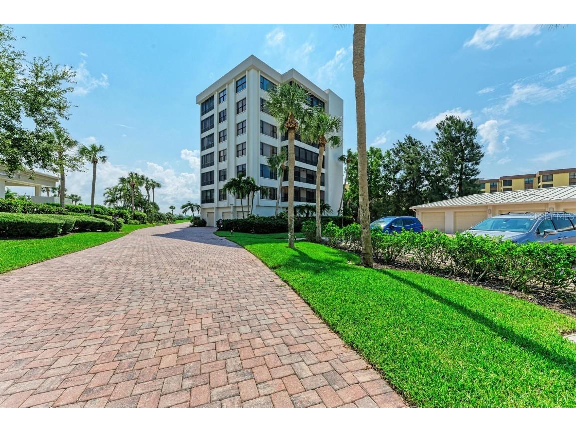 8735 Midnight Pass Road #107B Sarasota FL 34242 A4619765 image6