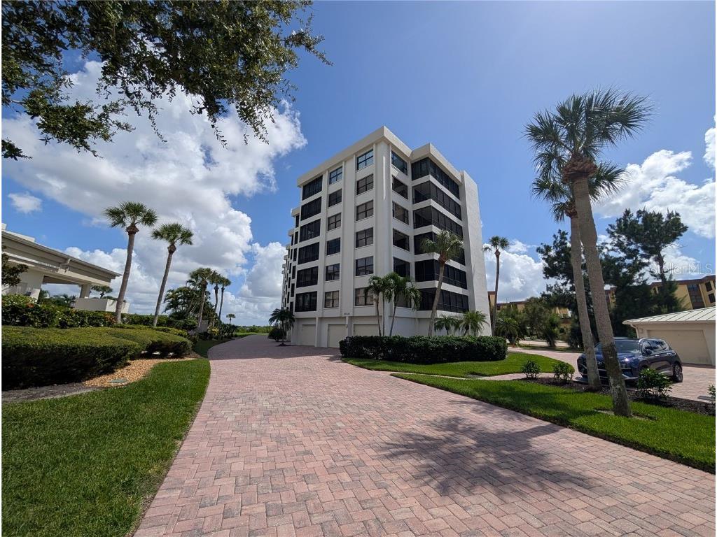 8735 Midnight Pass Road #206B Sarasota FL 34242 - LITTLE SARASOTA BAY A4667149 image1