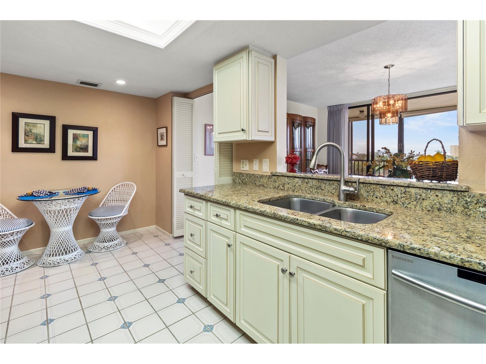 8735 Midnight Pass Road #301B Sarasota FL 34242 A4671343 image15