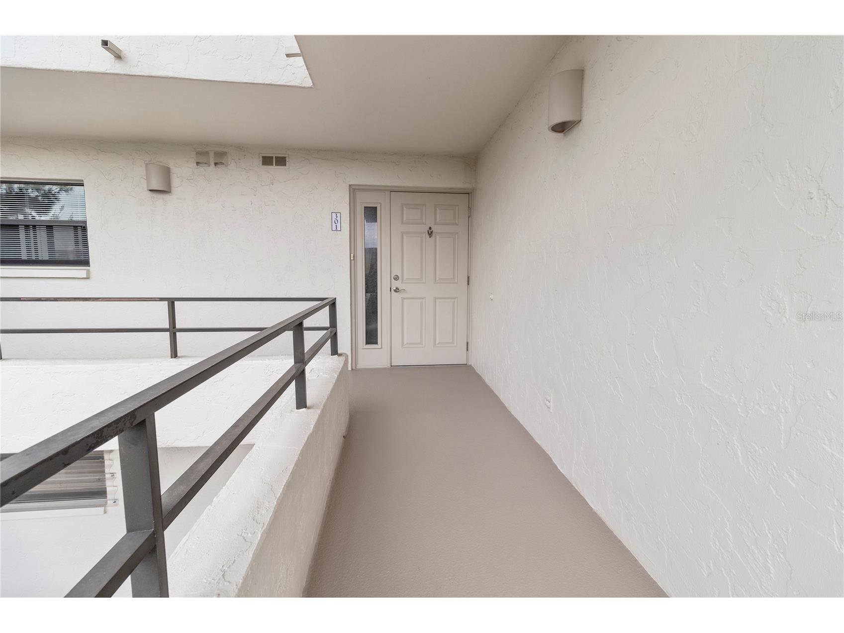 8735 Midnight Pass Road #301B Sarasota FL 34242 A4671343 image8