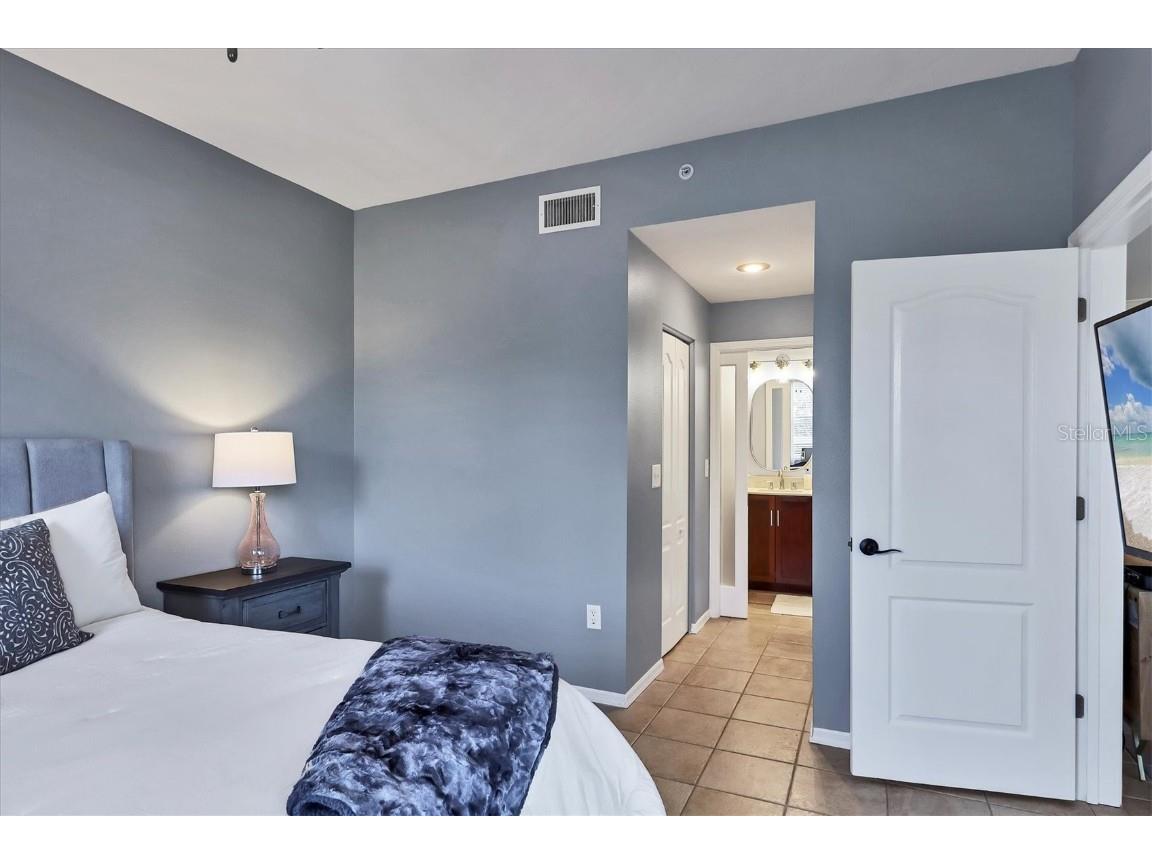 8735 Olde Hickory Avenue #8108 Sarasota FL 34238 A4666881 image25