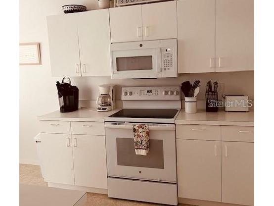 8735 Olde Hickory Avenue #8302 Sarasota FL 34238 A4666428 image3