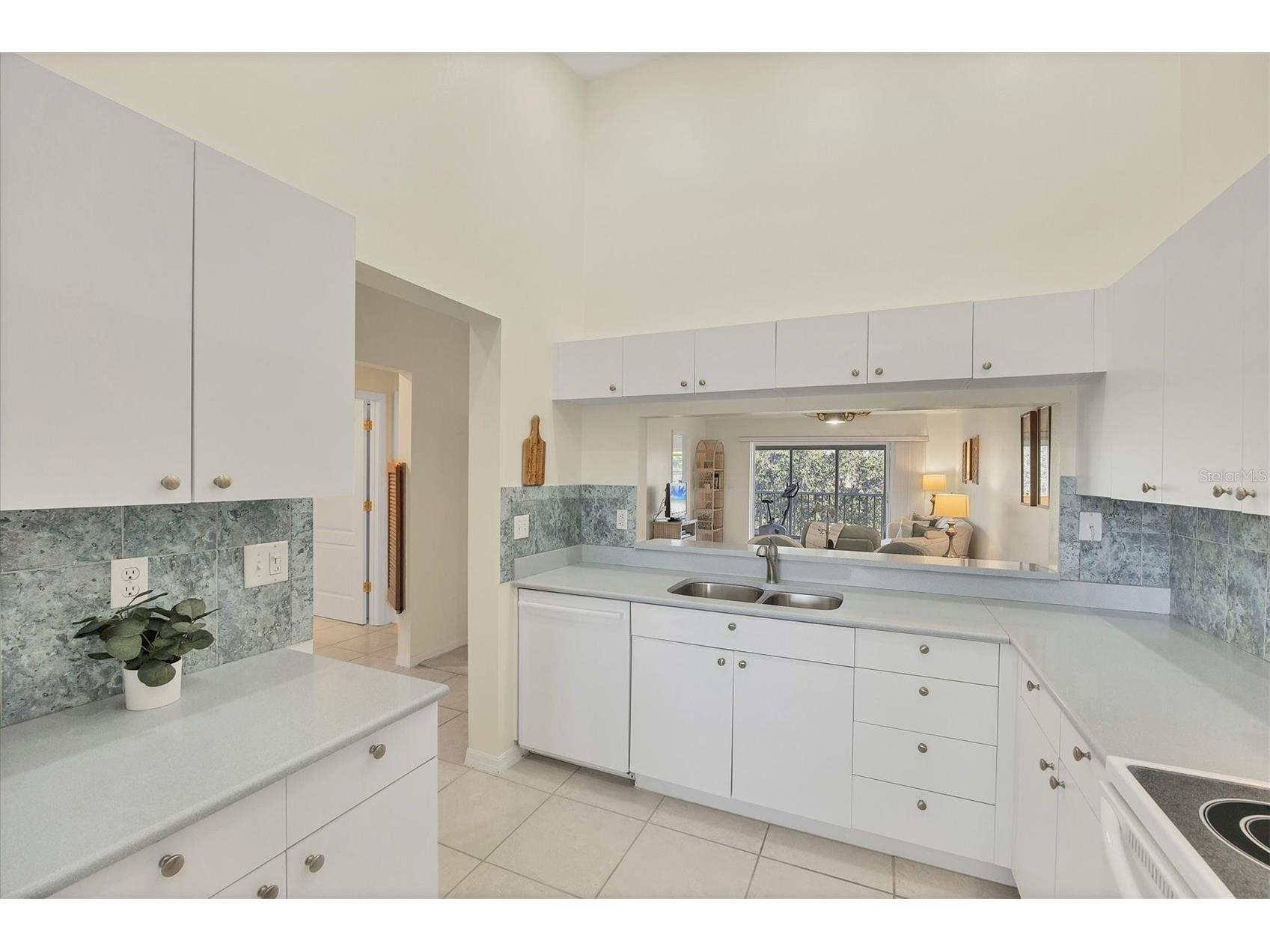 8735 Olde Hickory Avenue #8303 Sarasota FL 34238 A4676820 image15