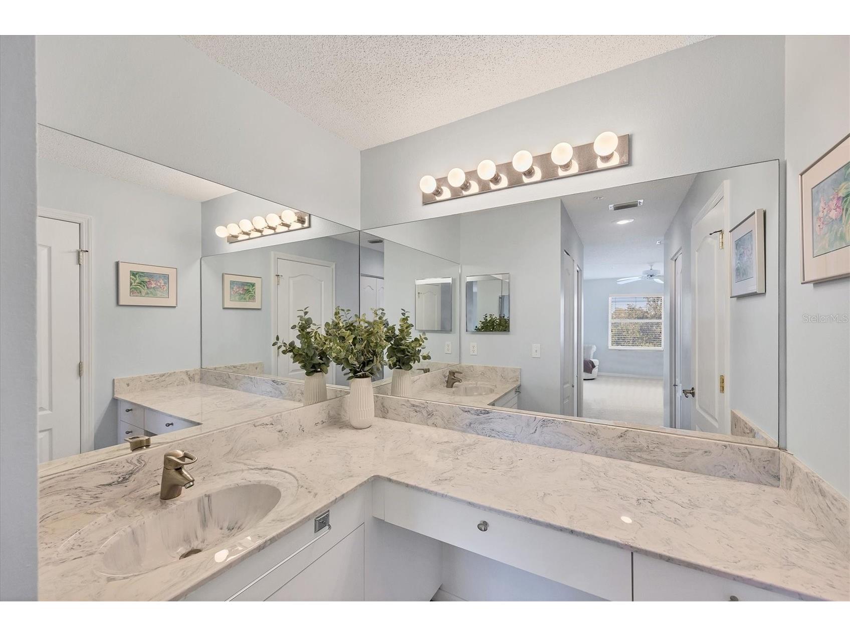 8735 Olde Hickory Avenue #8303 Sarasota FL 34238 A4676820 image23