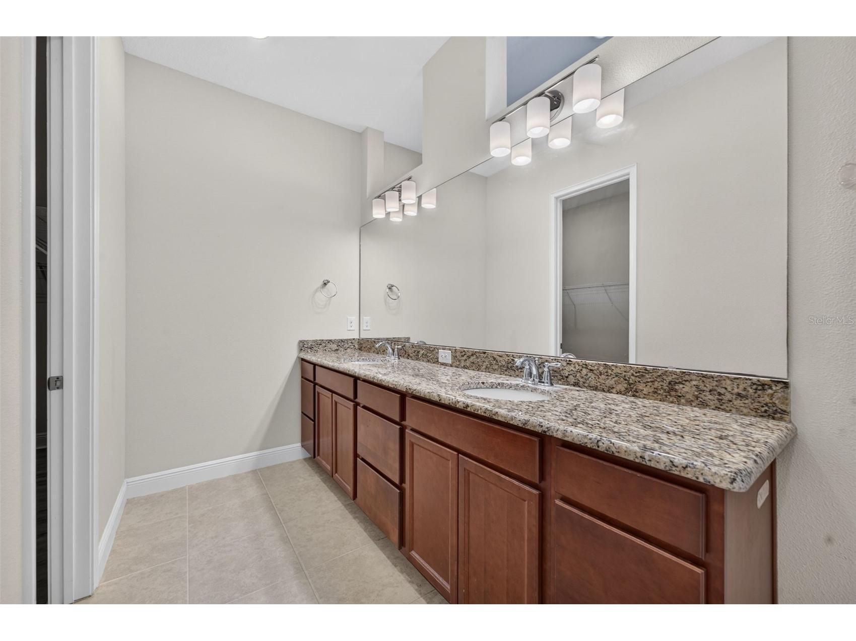 8736 Crick Alley Orlando FL 32827 O6422735 image22