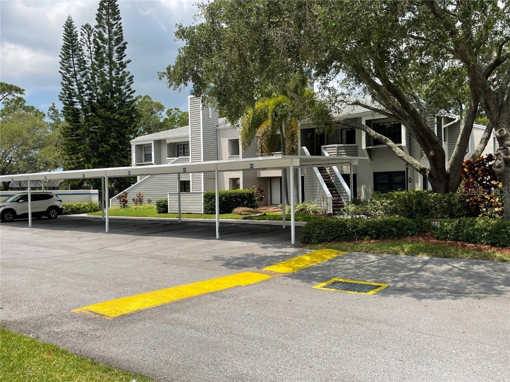 8737 Bardmoor Place #102 Seminole FL 33777 U8203709 image1