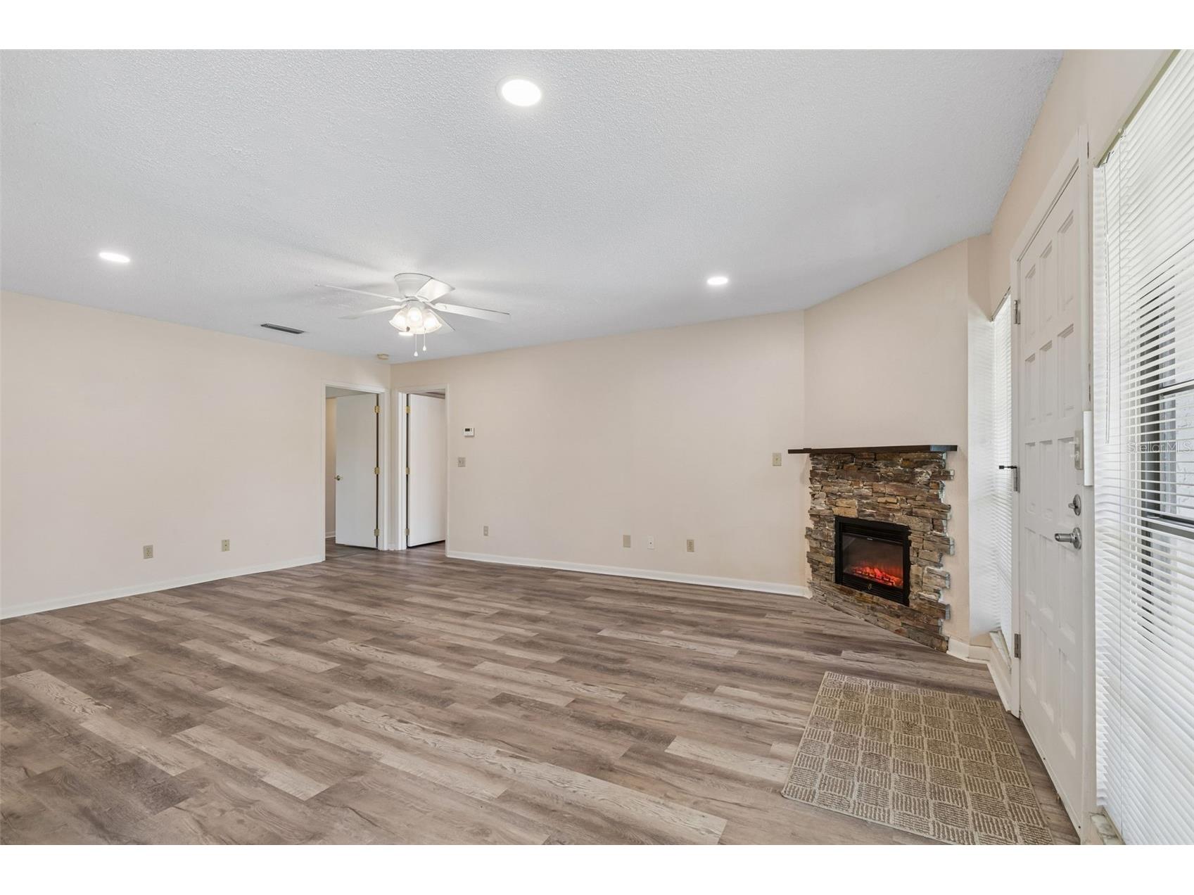 8737 Bardmoor Place #102 Seminole FL 33777 TB8501079 image6