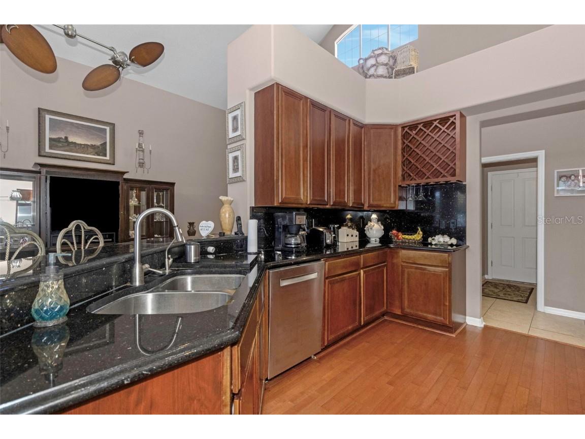 8737 Linebrook Drive Trinity FL 34655 W7880051 image16