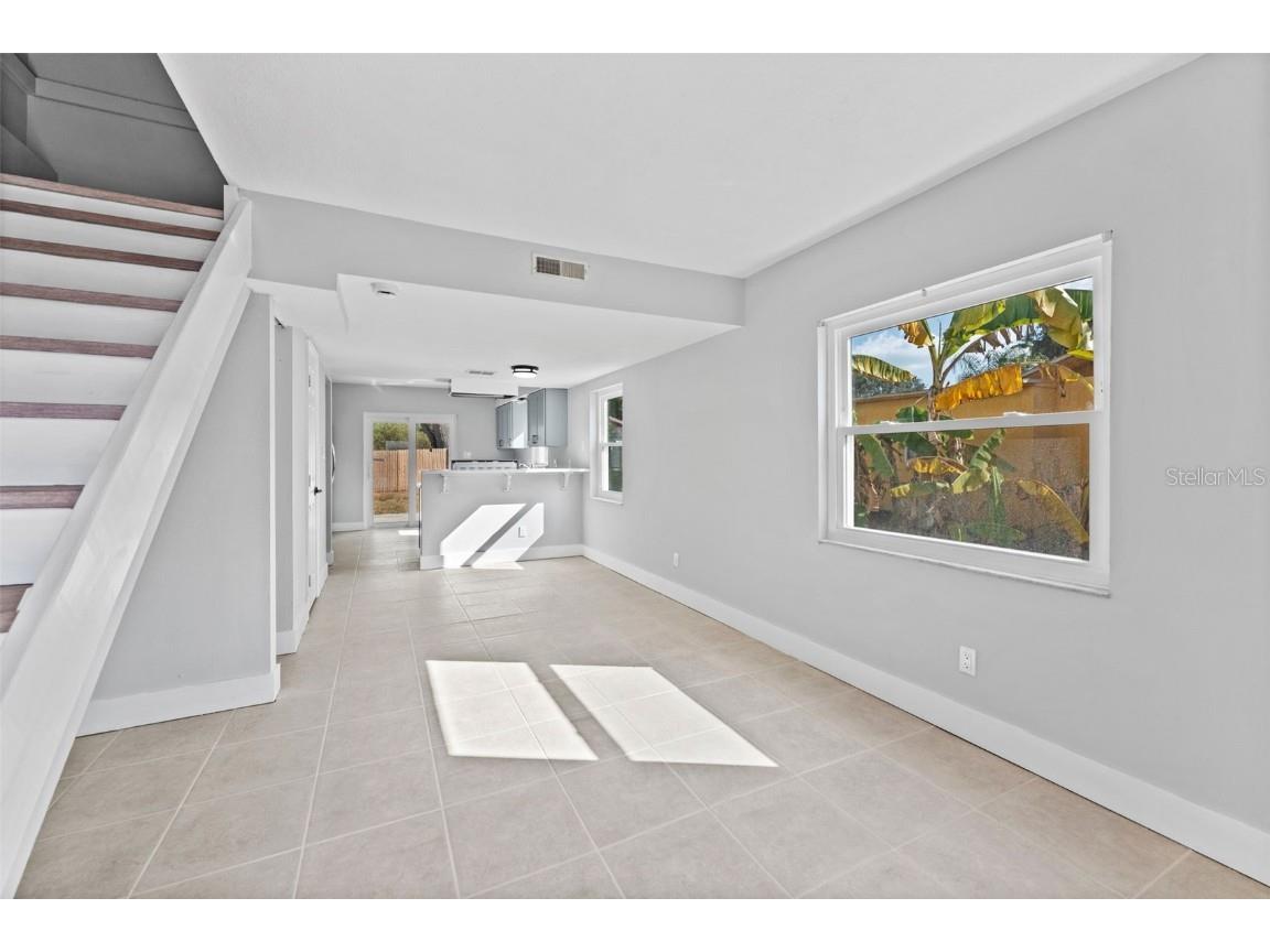 8737 N Tangerine Place Tampa FL 33617 TB8448855 image10