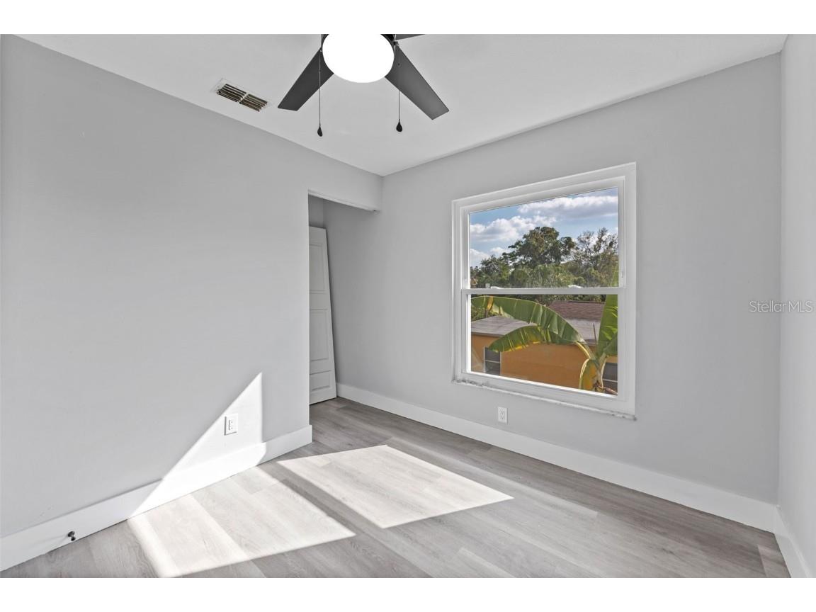 8737 N Tangerine Place Tampa FL 33617 TB8448855 image21