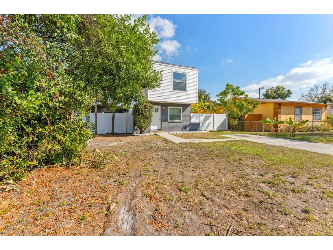 8737 N Tangerine Place Tampa FL 33617 TB8448855 image25