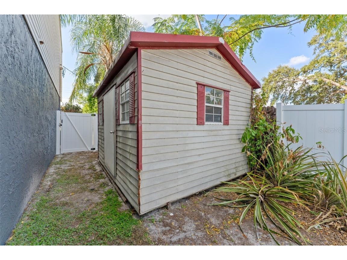 8737 N Tangerine Place Tampa FL 33617 TB8448855 image26