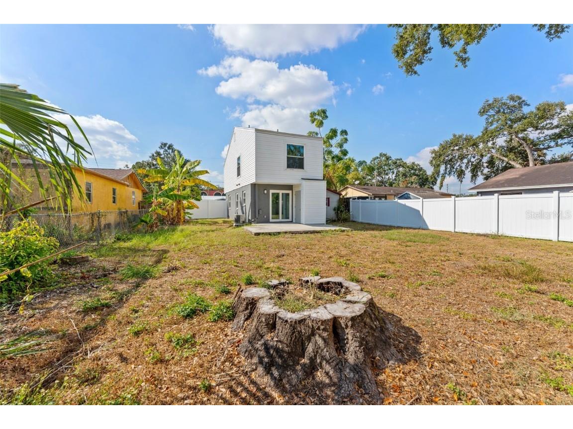 8737 N Tangerine Place Tampa FL 33617 TB8448855 image27