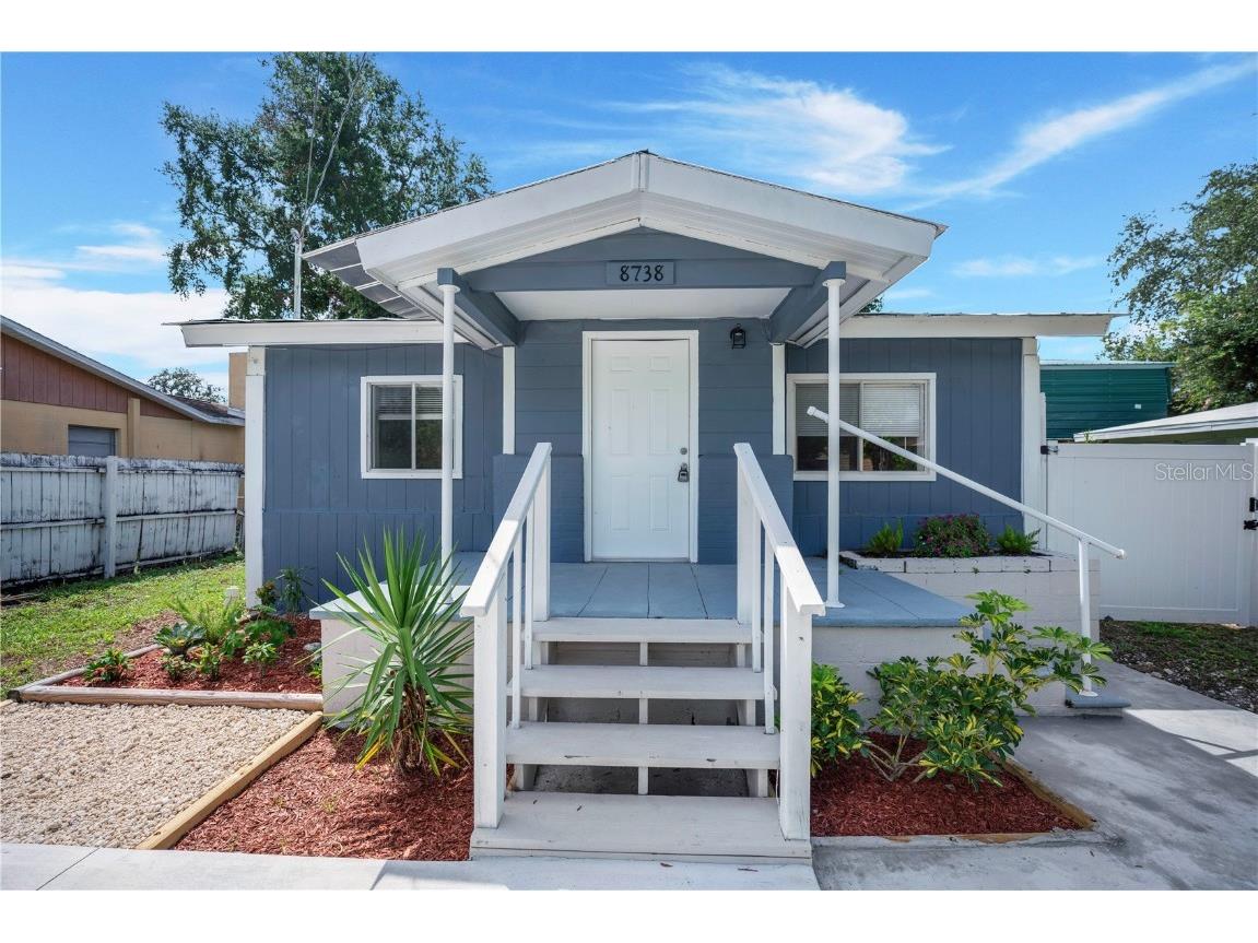 8738 N Tangerine Place Tampa FL 33617 TB8431972 image1