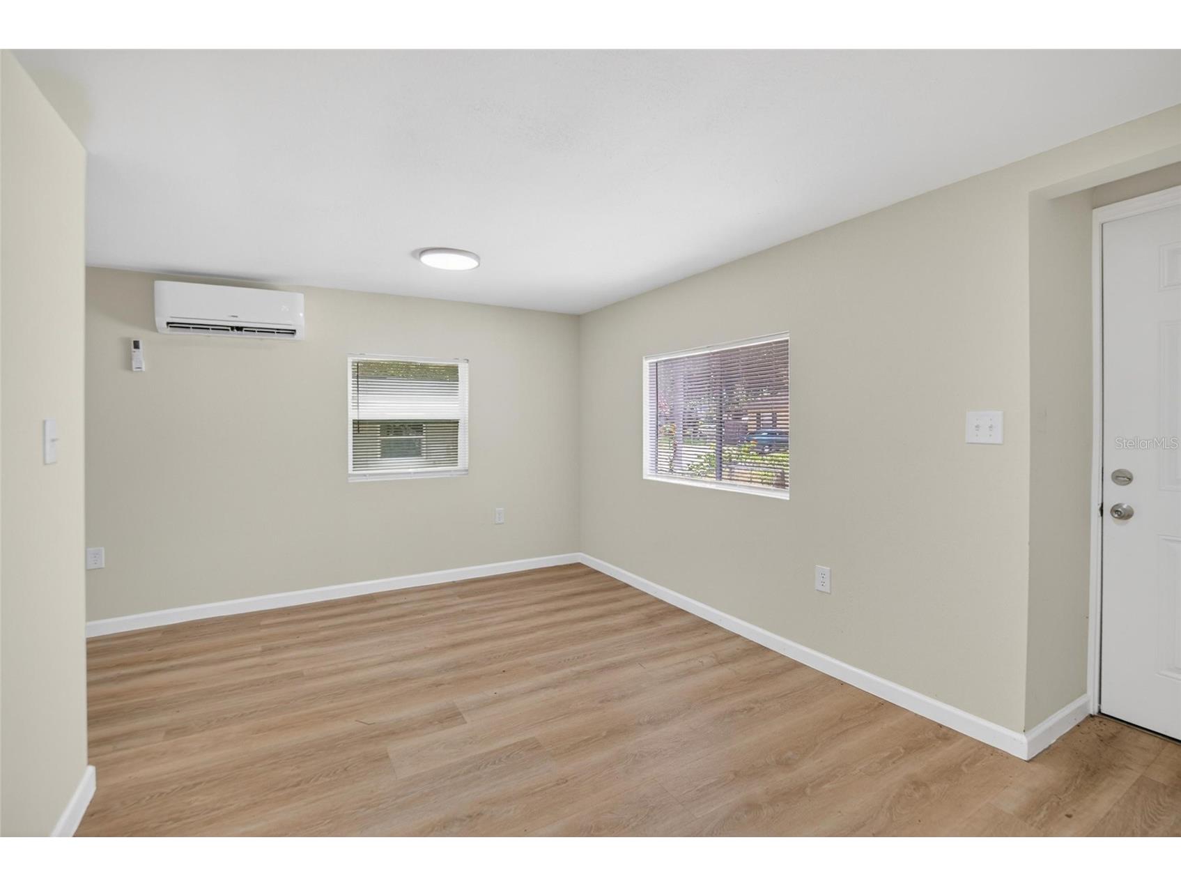8738 N Tangerine Place Tampa FL 33617 TB8505989 image11