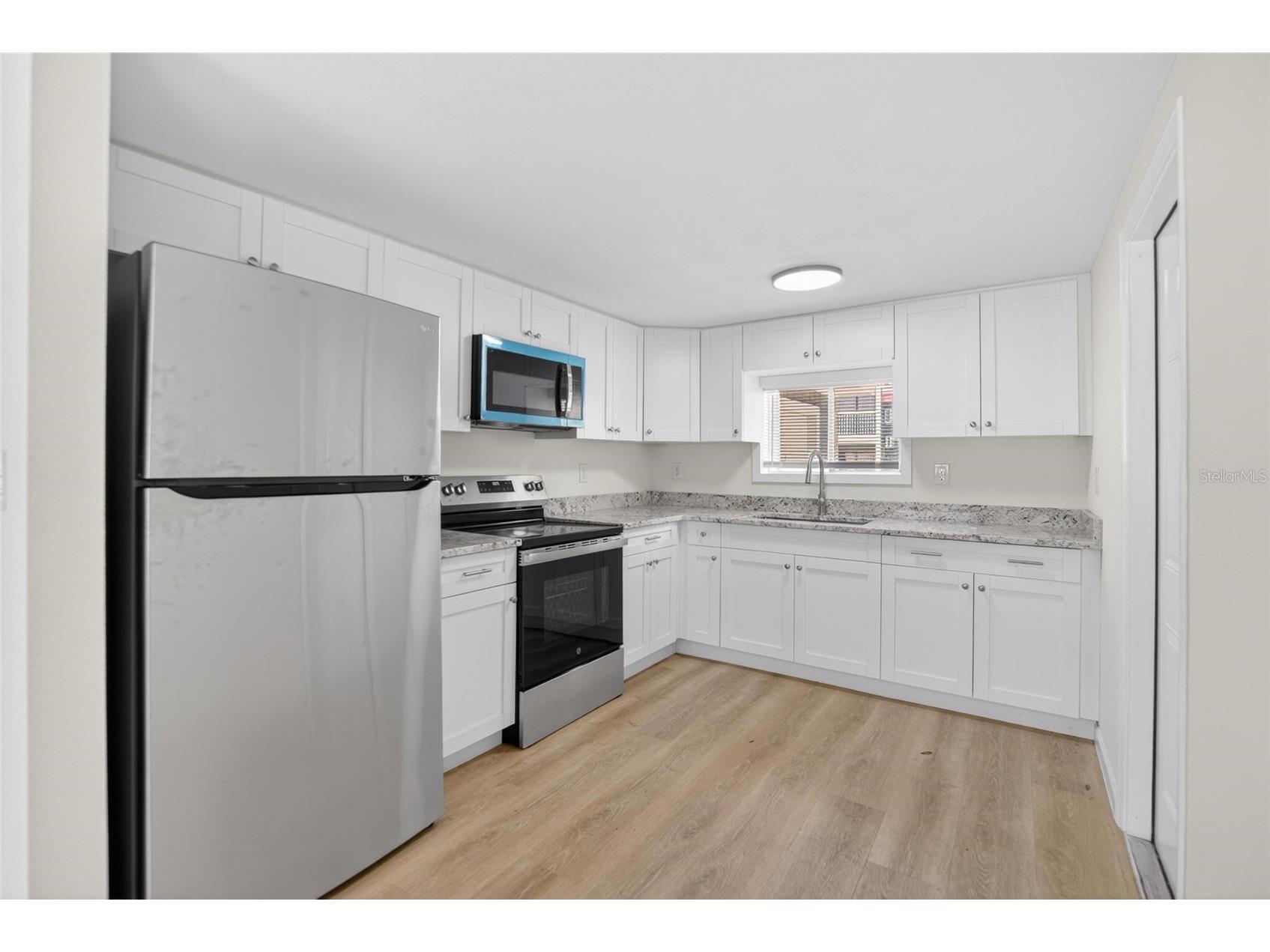8738 N Tangerine Place Tampa FL 33617 TB8505989 image14