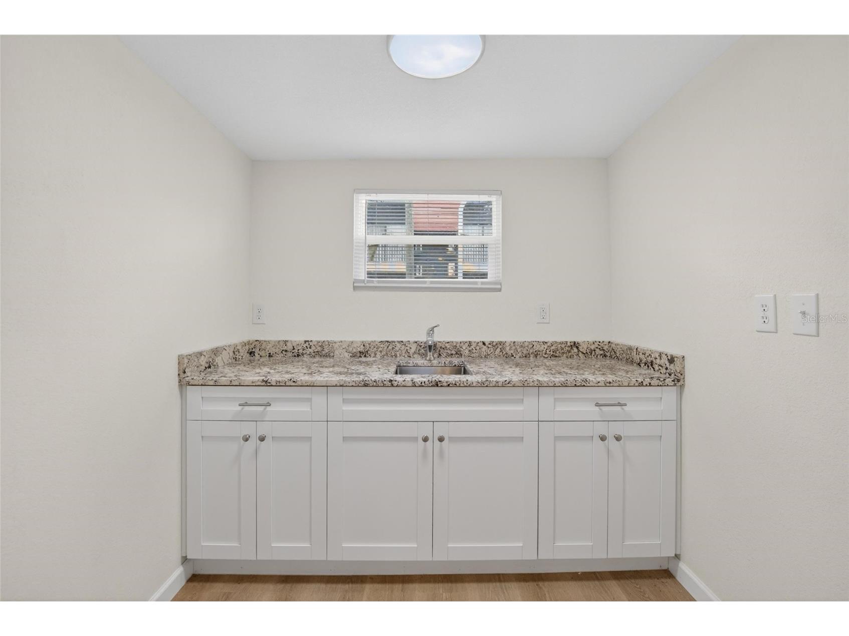 8738 N Tangerine Place Tampa FL 33617 TB8505989 image38