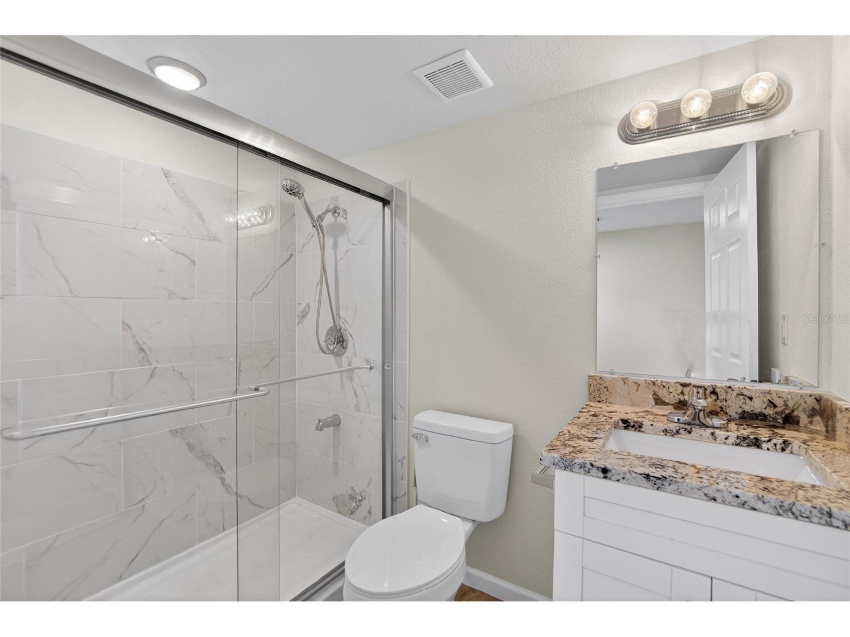 8738 N Tangerine Place Tampa FL 33617 TB8505989 image39