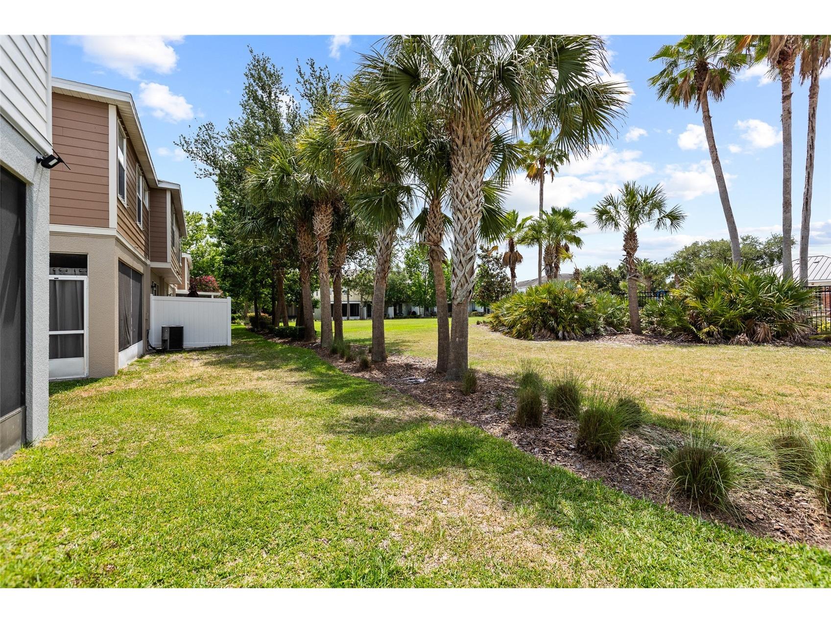8738 Turnstone Haven Place Tampa FL 33619 TB8507841 image40