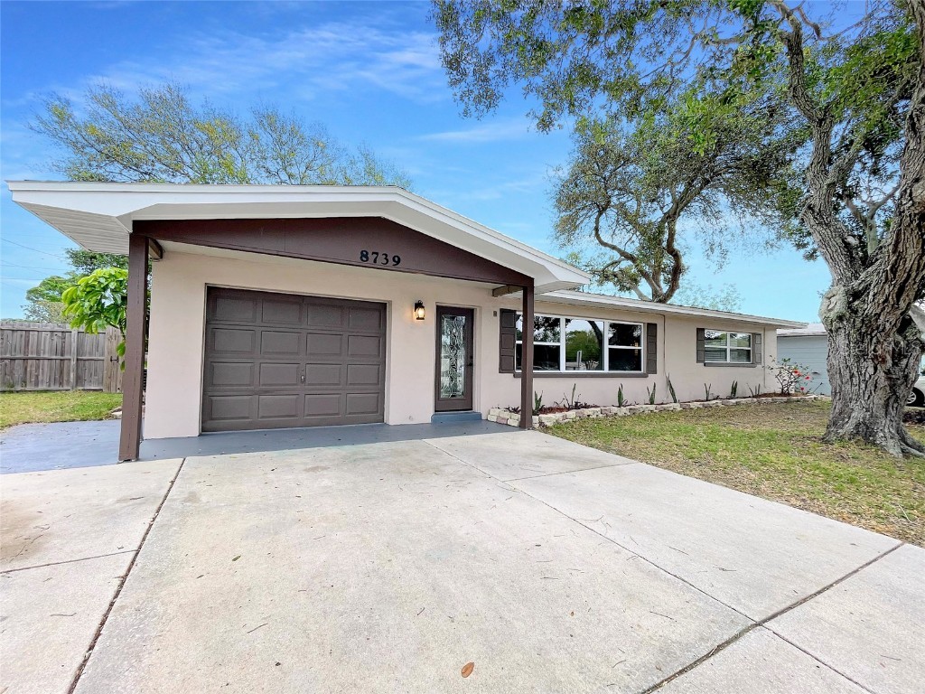 8739 113th Street Seminole FL 33772 W7863270 image1