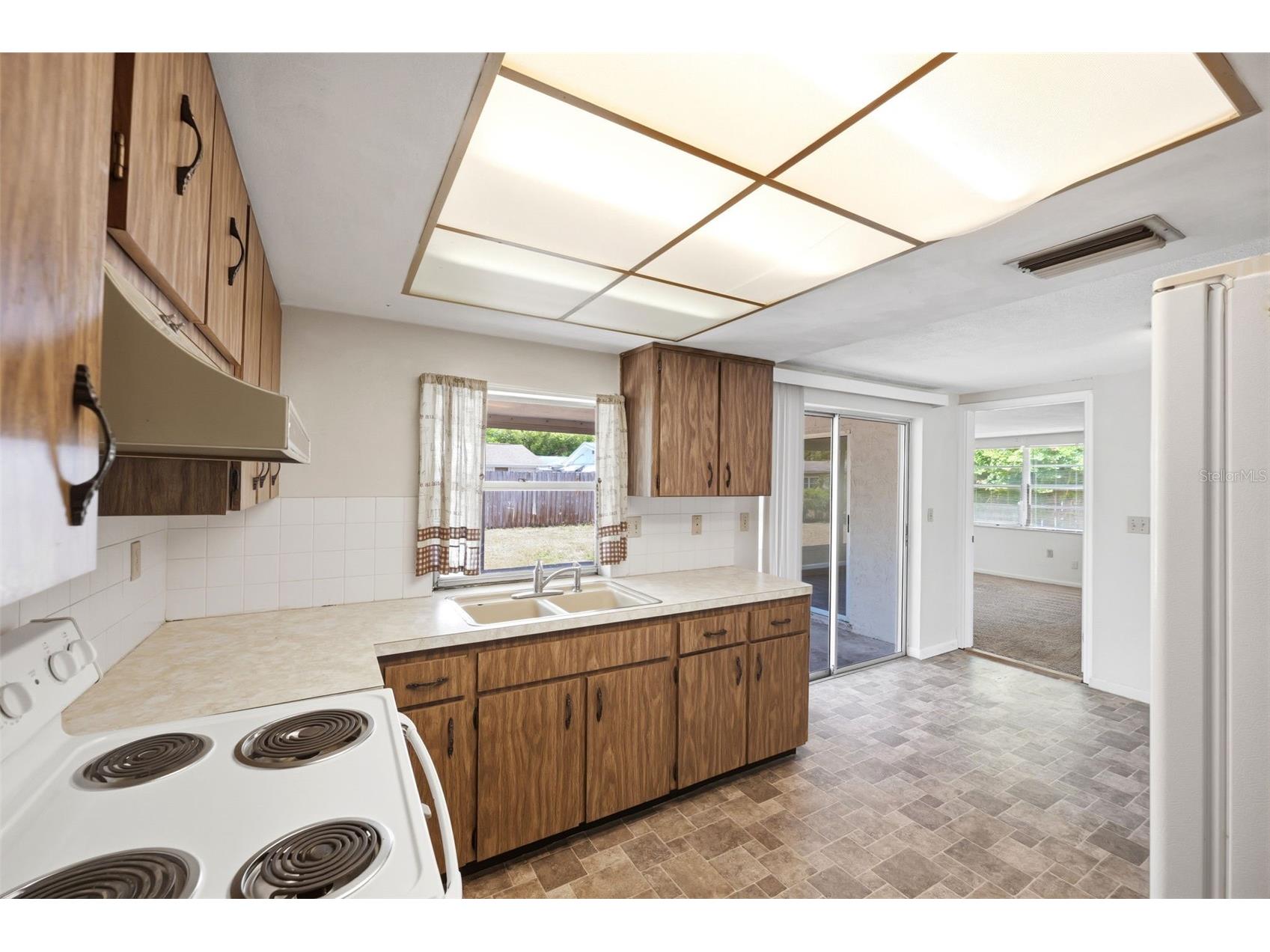 8739 Lido Lane Port Richey FL 34668 W7885226 image12